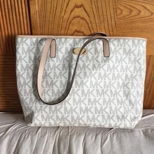 Michael Kors shoulder bag